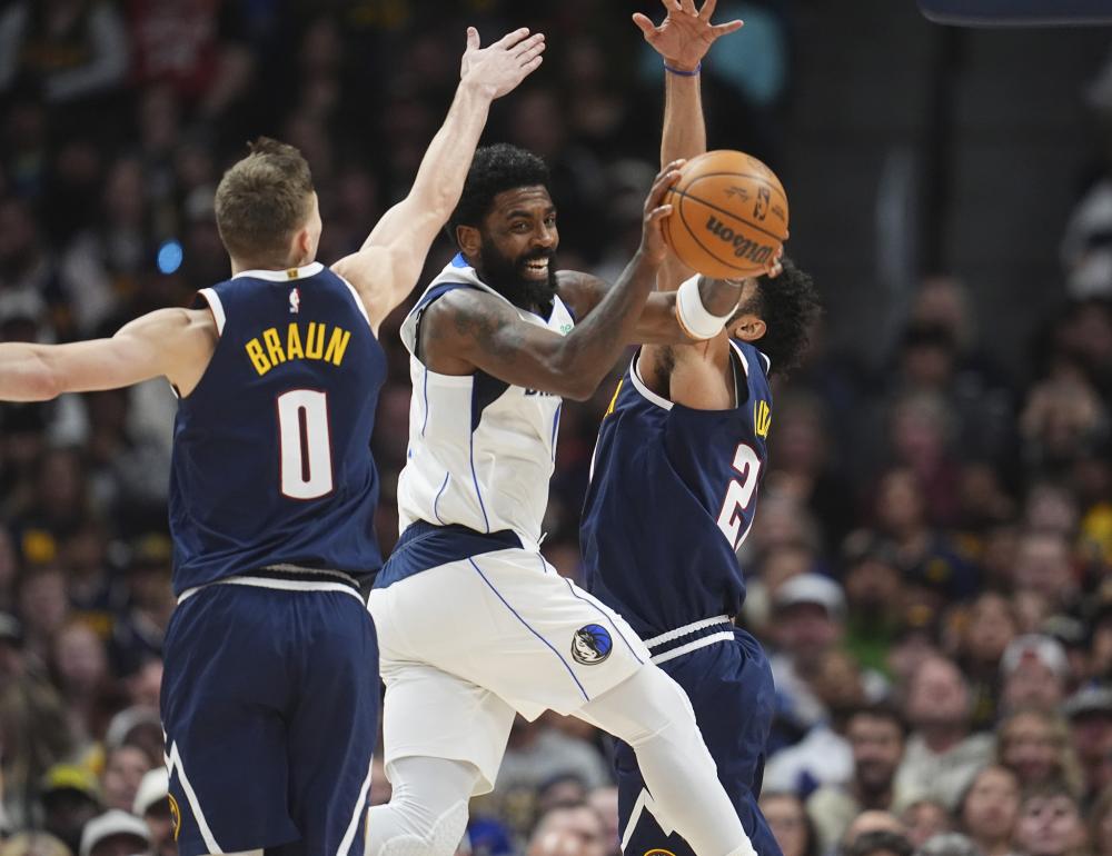 竞争激烈的 竞争激烈的