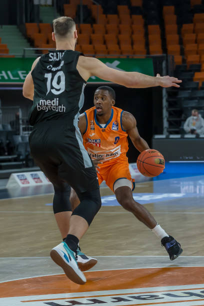 建信心与凝 建信心与凝