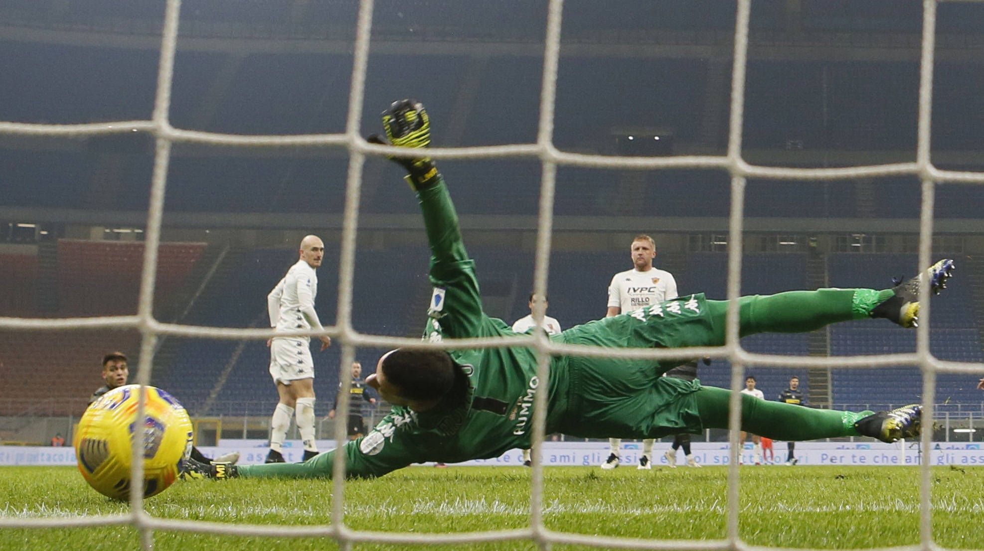 员们为之奋 员们为之奋